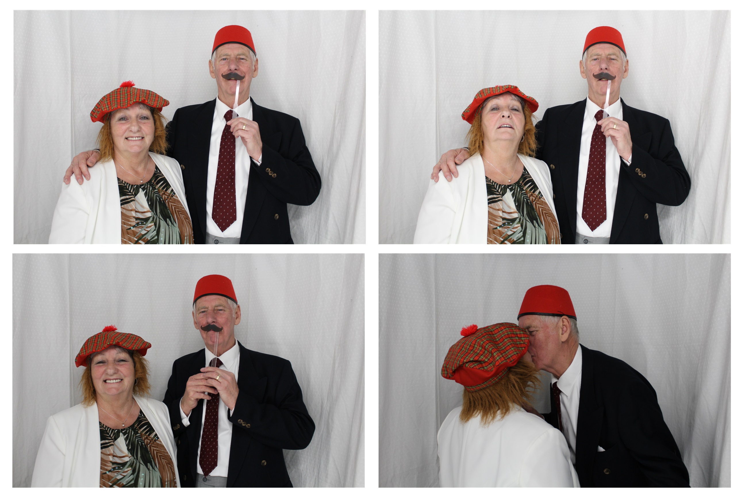 Emma & Joe | View more photos from the event at gallery.omegaphotobooths.co.uk/u/Omega-Photobooths/Emma-Joe